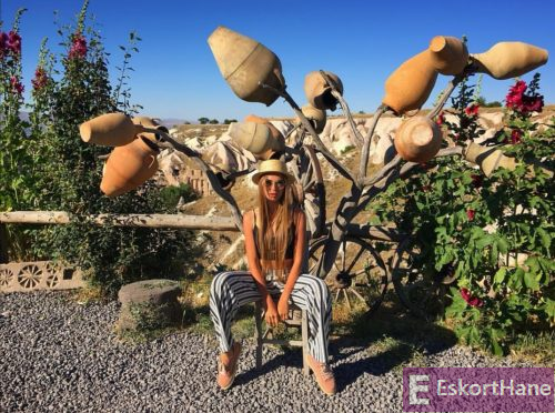 İrina - İstanbul Rus Escort İrina Otel, Rezidans ve Evlere Geliyor - EskortHane