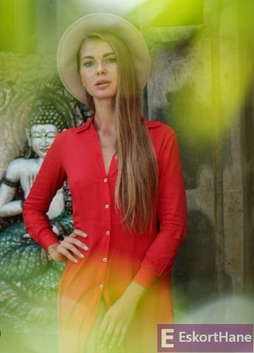 İrina - İstanbul Rus Escort İrina Otel, Rezidans ve Evlere Geliyor - EskortHane