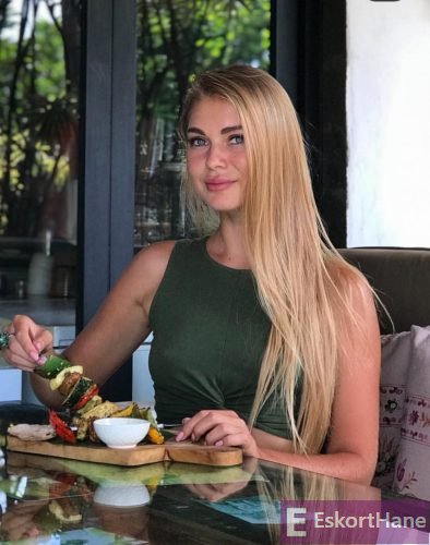 İrina - İstanbul Rus Escort İrina Otel, Rezidans ve Evlere Geliyor - EskortHane