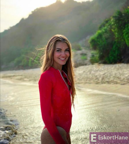 İrina - İstanbul Rus Escort İrina Otel, Rezidans ve Evlere Geliyor - EskortHane