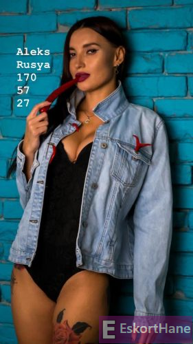 Aleks - İstanbul Vip Yabancı Escort Aleks - EskortHane