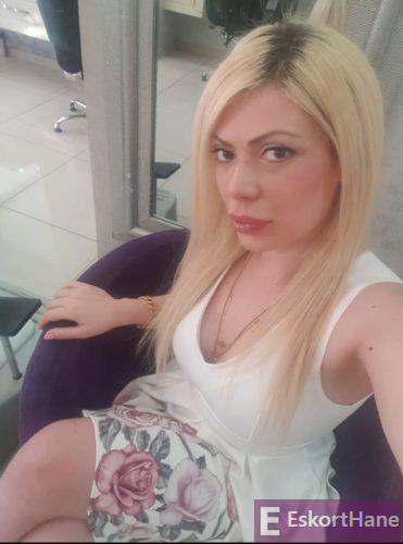 HANDE - Adana eve gelen seksi sarışın escort HANDE - EskortHane