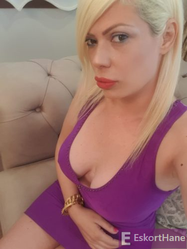 HANDE - Adana eve gelen seksi sarışın escort HANDE - EskortHane