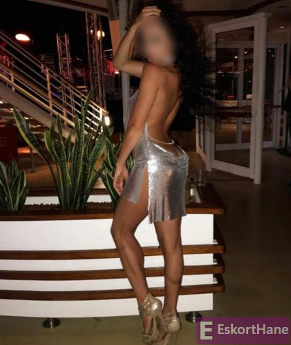 Gamze - Beşiktaş Etiler Vip Escort Gamze Kendi Evinde Görüşüyor - EskortHane