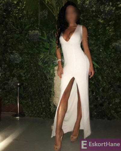 Gamze - Beşiktaş Etiler Vip Escort Gamze Kendi Evinde Görüşüyor - EskortHane