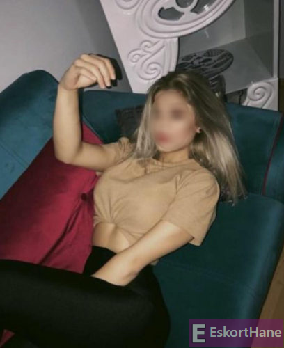 BELLA - Adana Beyaz Tenli Sarışın Eskort BELLA Eve Otele geliyor - EskortHane