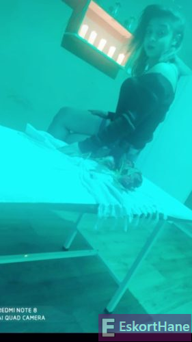 AZRAKA - 19 Yaşında Gerçek resimli Adana yabancı Escort AZRAKA Ek ücretle anal yapıyor - EskortHane