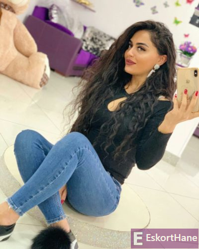 Yağmur - Adana Sexy Escort Yağmur - EskortHane